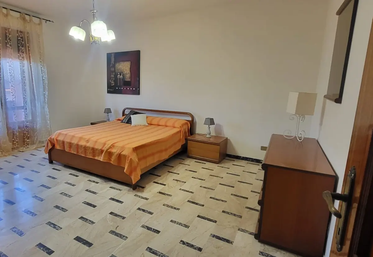 Appartamento Maestrale — camera da letto matrimoniale